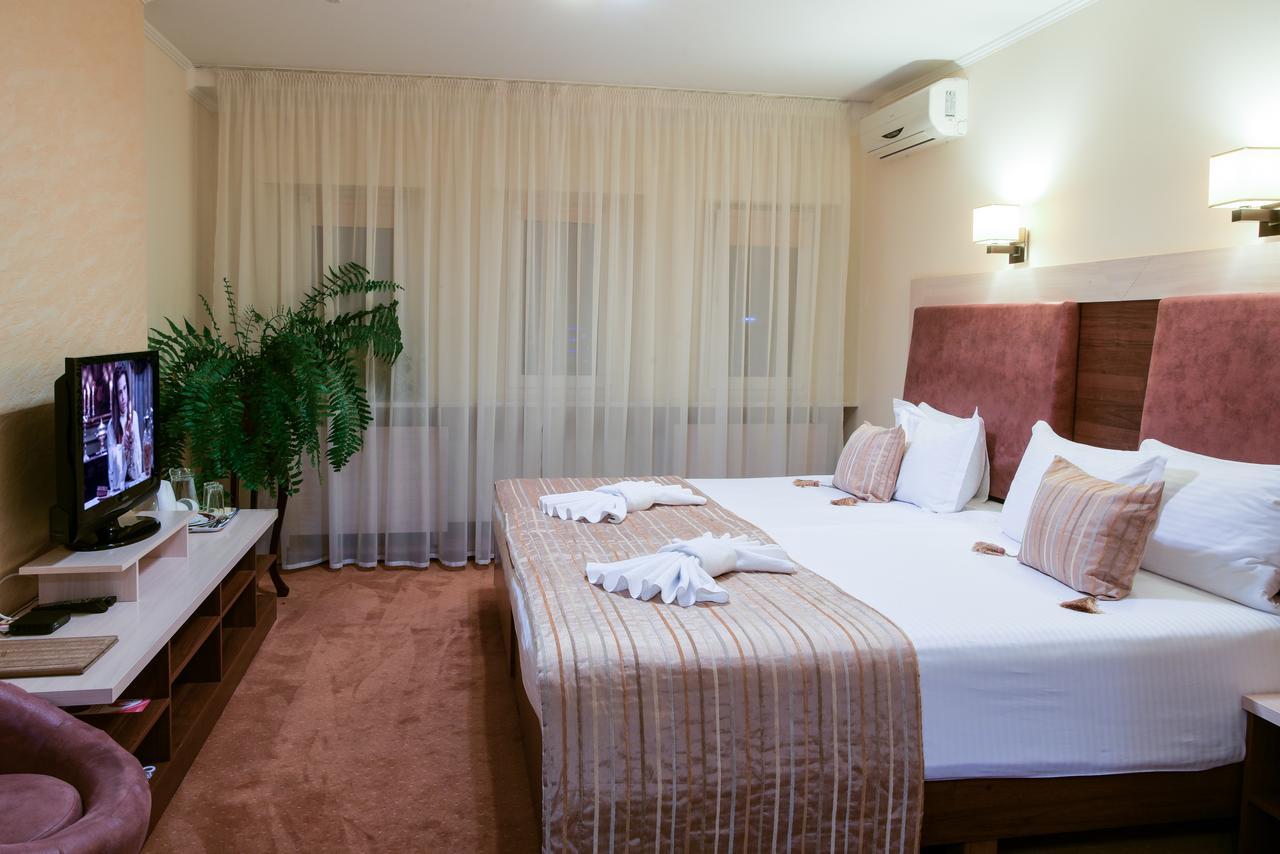 7 Sky Klinicheskaya Street 酒店 Kiev